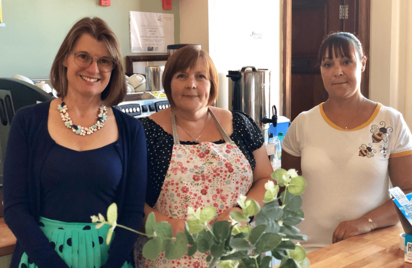 Rachel is encouraging residents to support Redditch’s small and independent businesses following her visit to Rees Community Café and Shop.