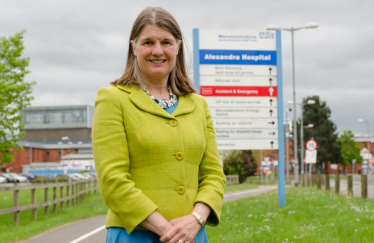 Rachel Maclean in front of the Alex Hospital